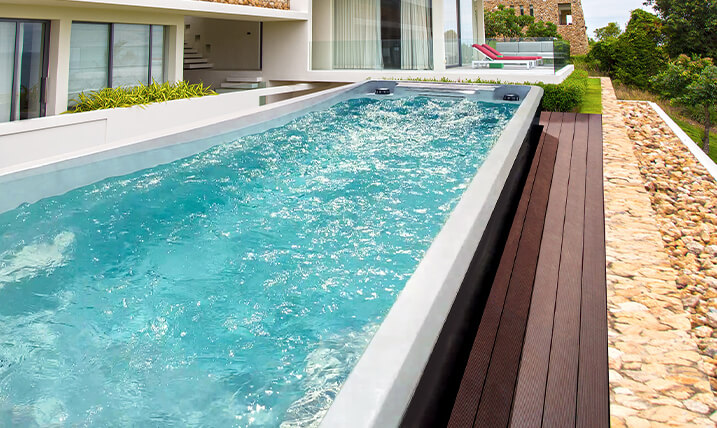 Piscina de fitness terminada 